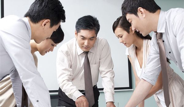 Kỹ năng thuyết phục nhân viên và quản lí